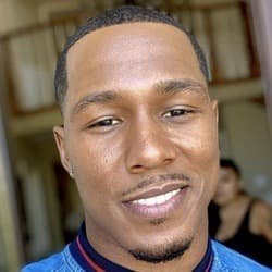 Mike Merrill - Age, Bio, Family | Famous Birthdays