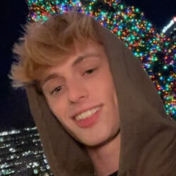 bbranson8 - Bio, Family | Famous Birthdays