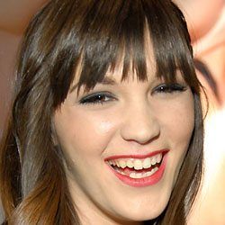 Holly Michaels - Age, Bio, Family Famous Birthdays