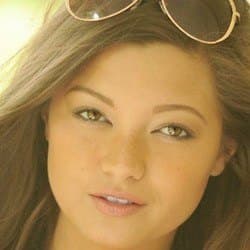 Chelsie Aryn Miller - Age, Bio, Family | Famous Birthdays