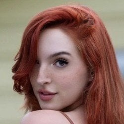 Missbrisolo - Age, Bio, Family | Famous Birthdays