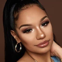 Roxxanne Montana - Age, Bio, Family | Famous Birthdays