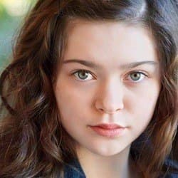 Eve Moon - Age, Bio, Family | Famous Birthdays