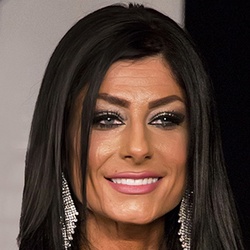 Lindi Nunziato - Age, Bio, Family | Famous Birthdays