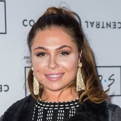 Fran Parman - Age, Bio, Family | Famous Birthdays