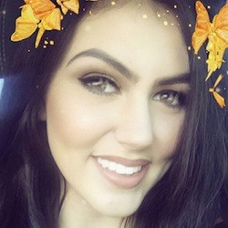 Mikaela Pascal - Age, Bio, Family | Famous Birthdays