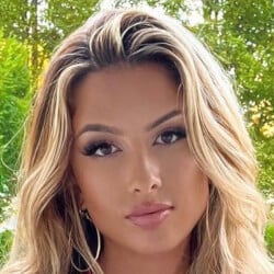 Reem Rae - Age, Bio, Family | Famous Birthdays