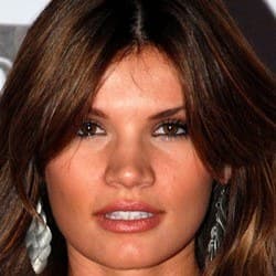 Jessica Rafalowski - Age, Bio, Family | Famous Birthdays