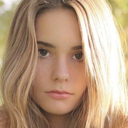 Makenzie Raine - Age, Bio, Family | Famous Birthdays