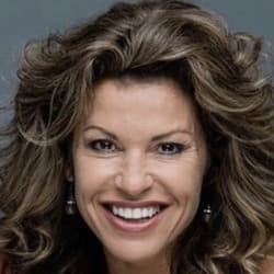 Rachelle Rak - Age, Bio, Family | Famous Birthdays