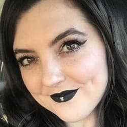 Asia Ray - Age, Bio, Family | Famous Birthdays