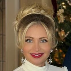Lisa Remillard - Age, Bio, Family | Famous Birthdays