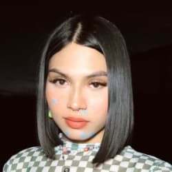 Selena Reyez - Bio, Family | Famous Birthdays