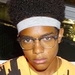 Noah Riley - Age, Bio, Family | Famous Birthdays