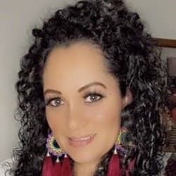 Susy Rios - Age, Bio, Family | Famous Birthdays