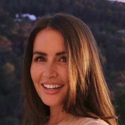 Coco Robert - Age, Bio, Family | Famous Birthdays
