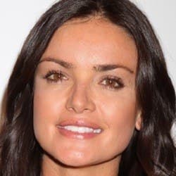 Courtney Robertson - Age, Bio, Family | Famous Birthdays