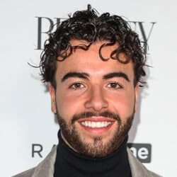 Sammy Root - Age, Bio, Family | Famous Birthdays