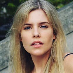 Jenna Rosenow - Age, Bio, Family | Famous Birthdays