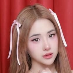 RubyJudy - Age, Bio, Family | Famous Birthdays