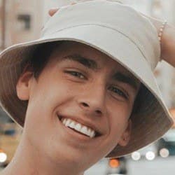 Rurru - Edad, Familia, Biografía | Famous Birthdays