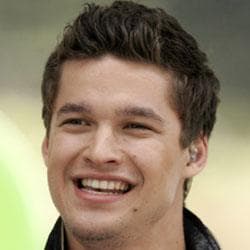 Zach Russell - Age, Bio, Family | Famous Birthdays