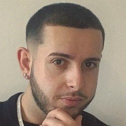 Leslie Guerrero - Bio, Family | Famous Birthdays