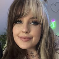 shyphoebe