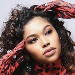 Simply Rayne - Age, Bio, Family | Famous Birthdays