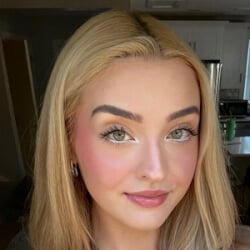 Baylee Adami - Age, Bio, Family | Famous Birthdays