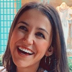 Kat Stickler - Age, Bio, Family | Famous Birthdays