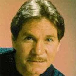 Christopher Stone - Bio, Family | Famous Birthdays