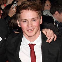 Sam Strike - Age, Bio, Family | Famous Birthdays