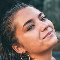 Julia Summer - Age, Bio, Family | Famous Birthdays