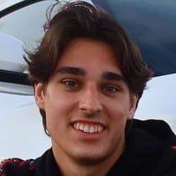 Surfnboy - Age, Bio, Family | Famous Birthdays