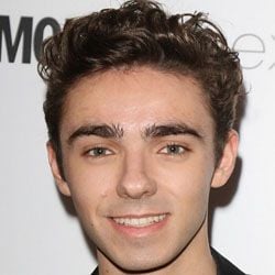 April 18 Celebrity Birthdays | Famous Birthdays