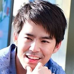 Kawee Tanjararak - Age, Bio, Family | Famous Birthdays