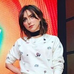 TV Show Hosts Sagitario 