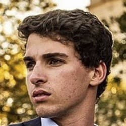 TheUrbanRescueRanch - Age, Bio, Family | Famous Birthdays