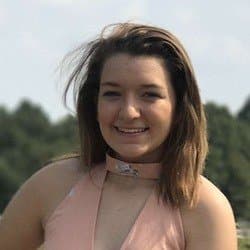 Victoria Thomas - Age, Bio, Family | Famous Birthdays
