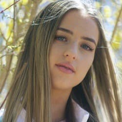 Hayley Thompson - Age, Bio, Family | Famous Birthdays