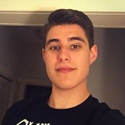 Insym - Age, Bio, Family | Famous Birthdays