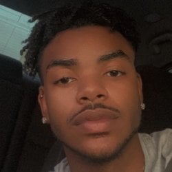 Siobe Lim - Age, Bio, Family | Famous Birthdays