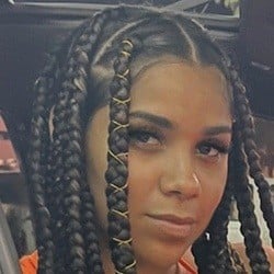 Rayssa thetrenchfamily - Age, Bio, Family | Famous Birthdays