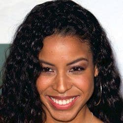 Lisa Tucker - Age, Bio, Family | Famous Birthdays