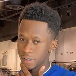 Zach Twa - Age, Bio, Family | Famous Birthdays