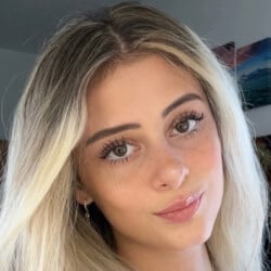 Norissa Valdez - Age, Bio, Family | Famous Birthdays