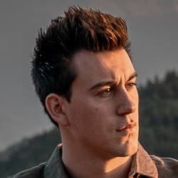 Denzel Van Tilburg - Age, Bio, Family | Famous Birthdays