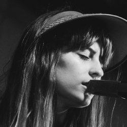 Faye Webster - Age, Bio, Family | Famous Birthdays