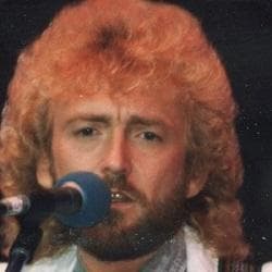 Keith Whitley - Bio, Family | Famous Birthdays